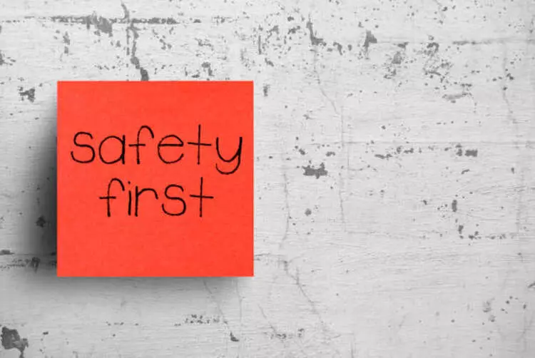 8 Safety Tips for College Students.