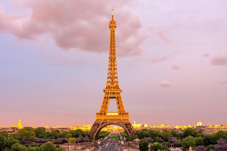 Top Attractions in France That International Students Should Visit
